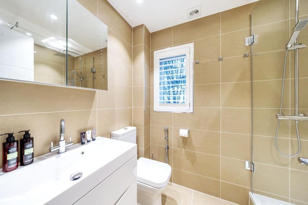 Stylish Contemporary 1 Bed Flat Near London Bridge Appartement Buitenkant foto